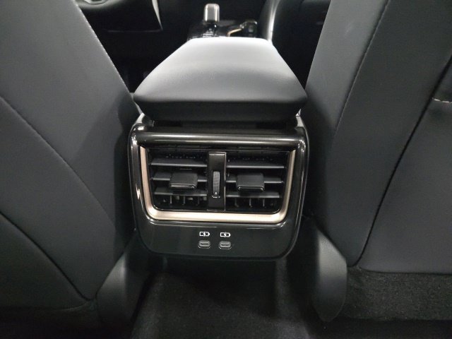 New 2026 Toyota Crown Platinum AWD/4WD image 13