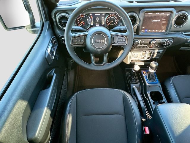 Used 2023 Jeep Gladiator Sport S image 21