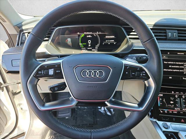 Used 2023 Audi e-tron Premium Plus w/ Premium Plus Package AWD/4WD image 15