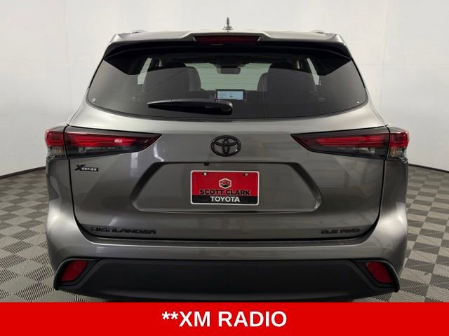 Used 2026 Toyota Highlander XLE image 7