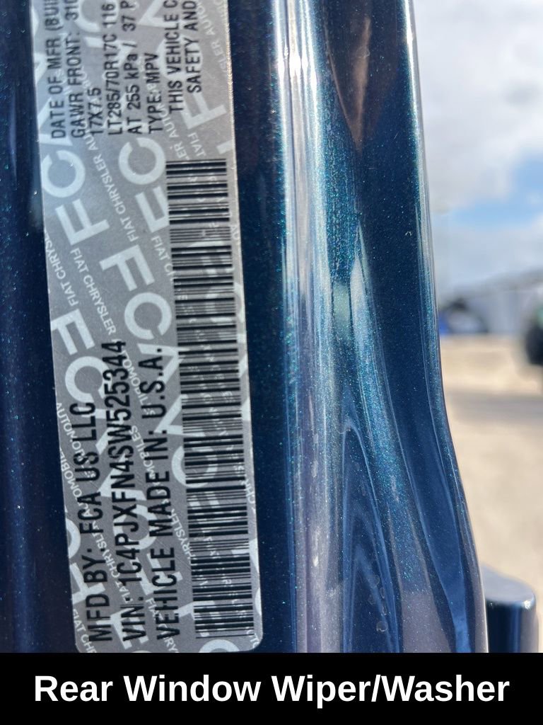 Used 2025 Jeep Wrangler Unlimited Rubicon AWD/4WD image 46