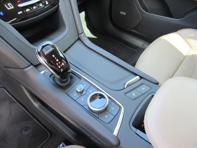 Certified 2025 Cadillac XT6 Sport w/ Platinum Package image 31