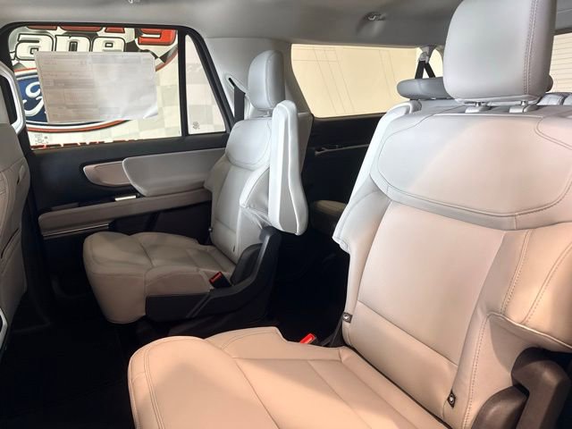 New 2026 Ford Expedition Max Active image 19