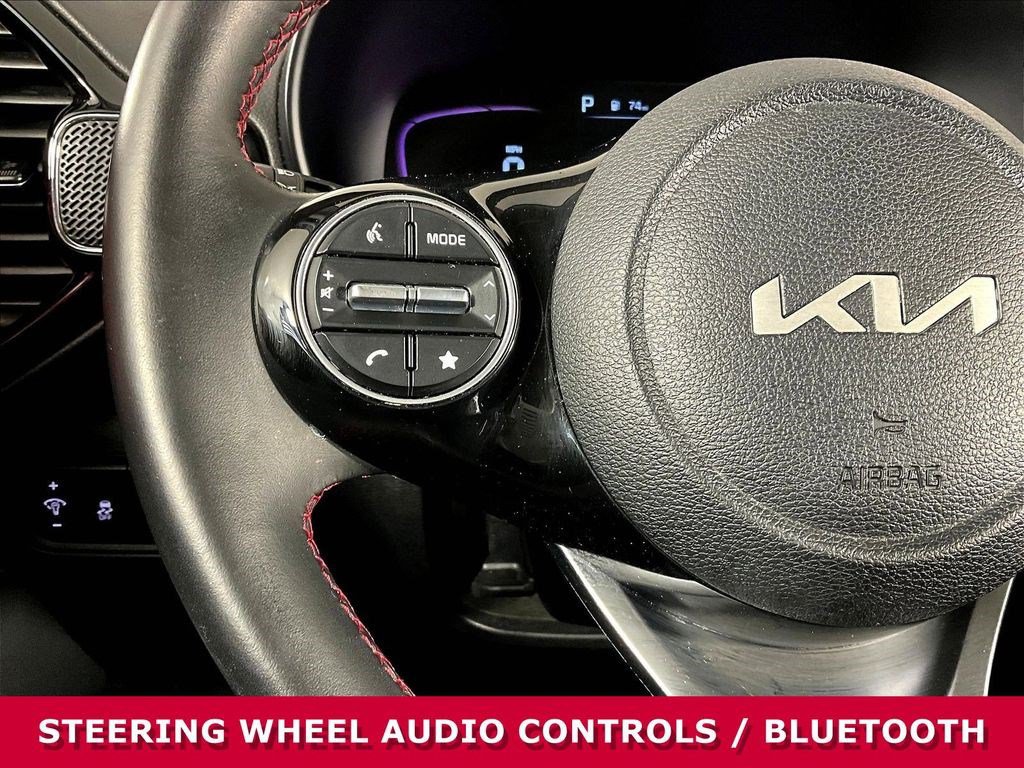 Used 2023 Kia Soul GT-Line w/ GT-Line Technology Package FWD image 10