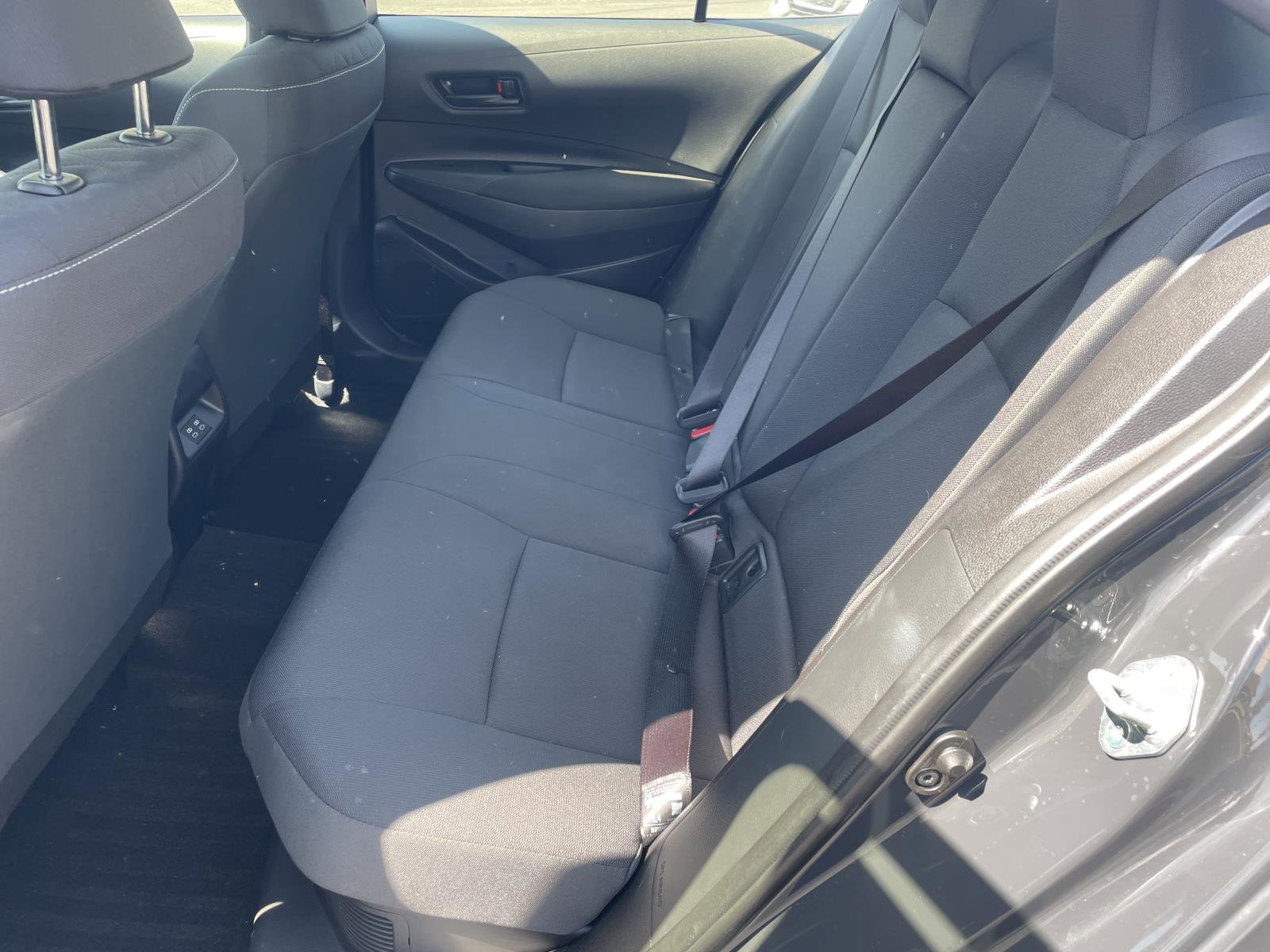 Used 2025 Toyota Corolla LE image 6