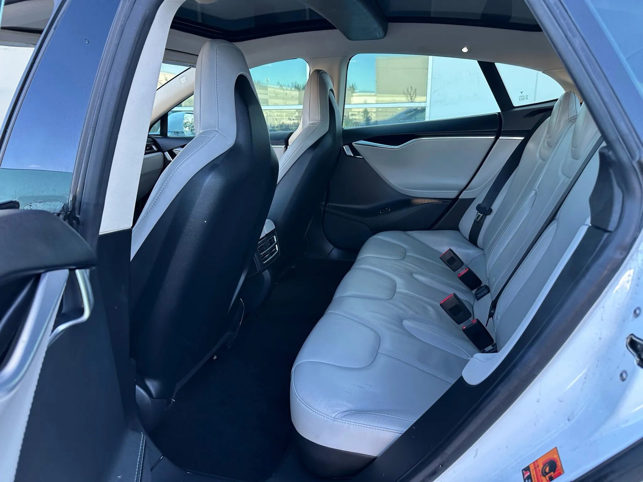 Used 2013 Tesla Model S Sedan 4D image 12