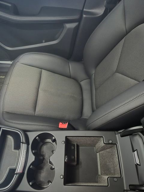 Used 2022 Porsche Macan S AWD/4WD image 28