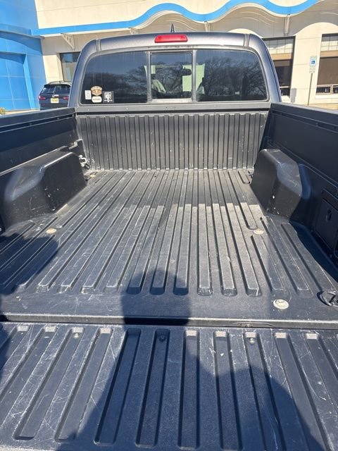 Used 2016 Toyota Tacoma TRD Sport AWD/4WD image 4