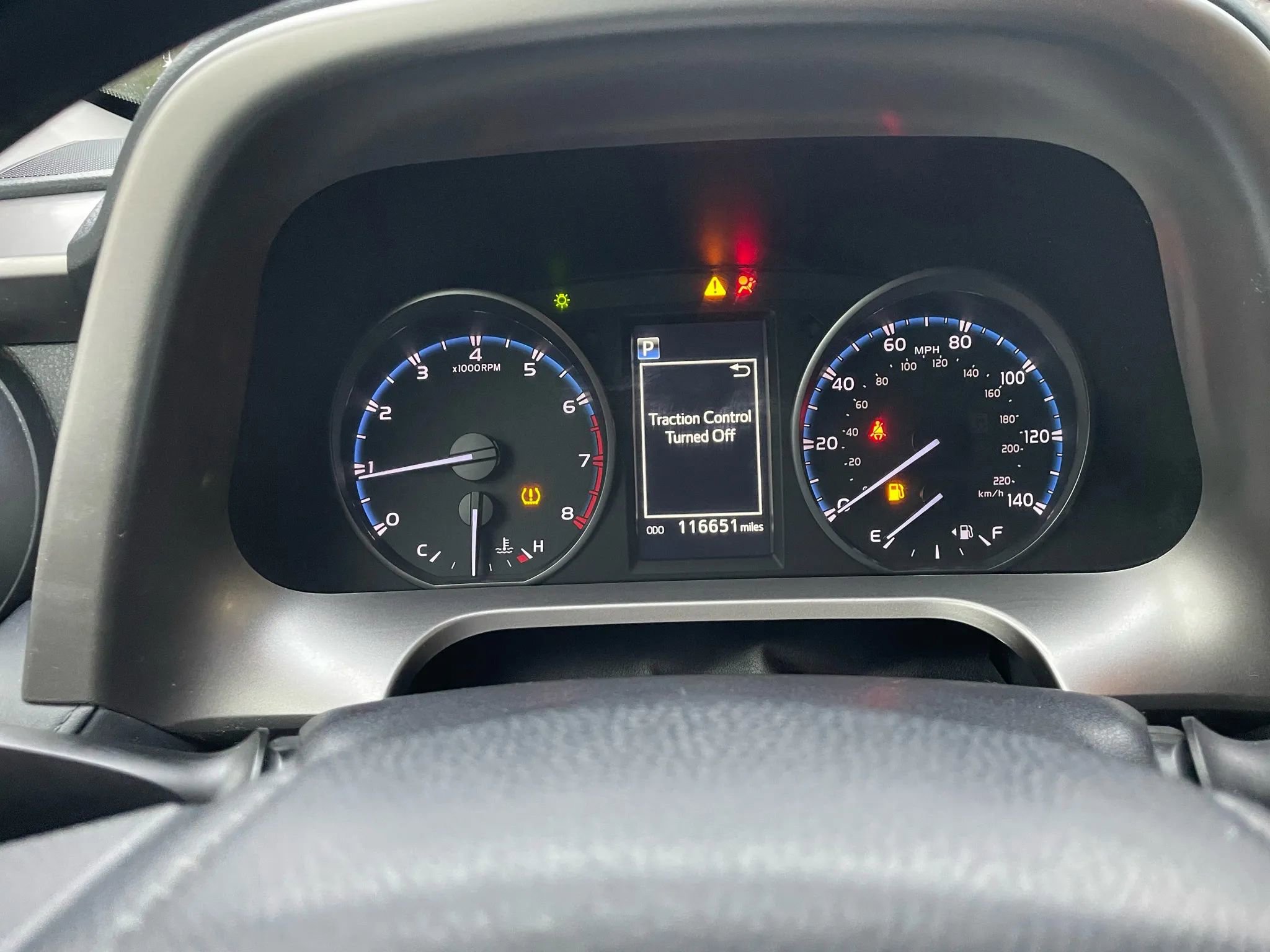 Used 2018 Toyota RAV4 LE w/ Carpet Mat Package image 23