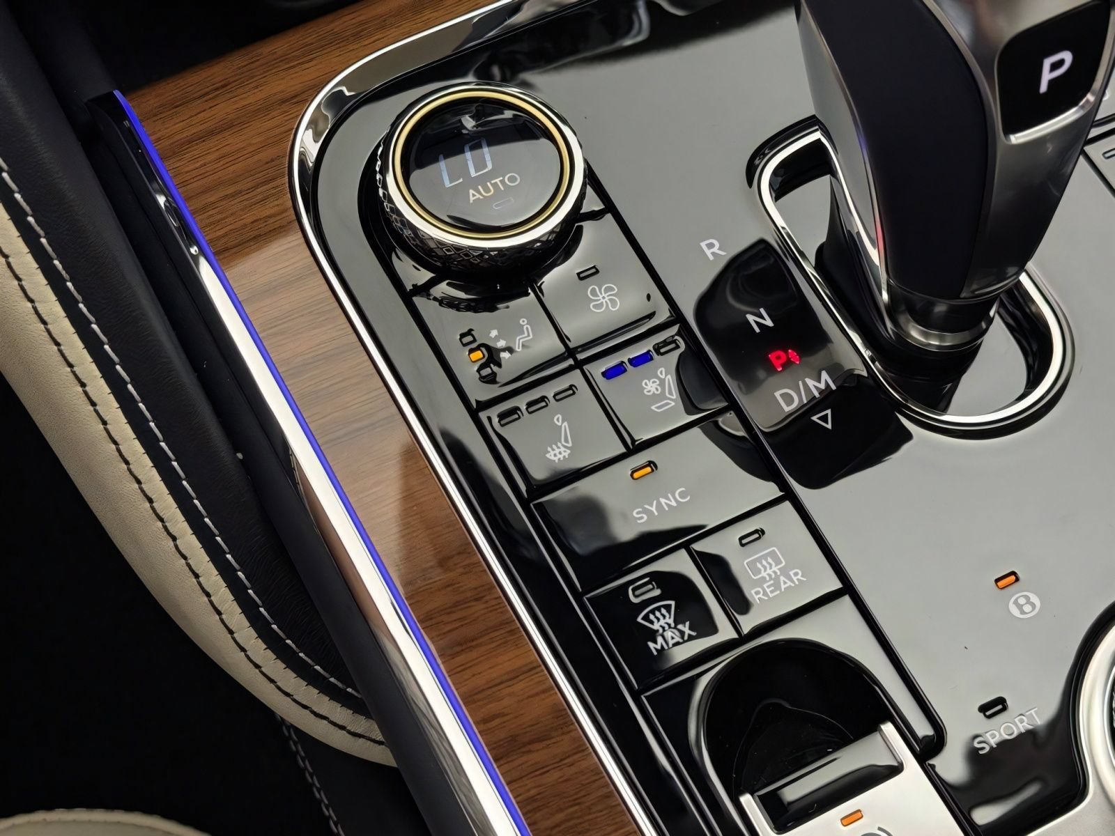 New 2026 Bentley Flying Spur Plug-In Hybrid AWD/4WD image 41