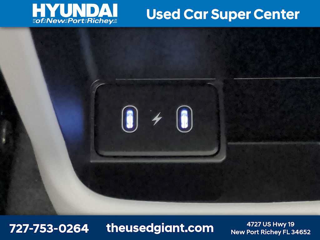 Certified 2024 Hyundai Kona SEL FWD image 15