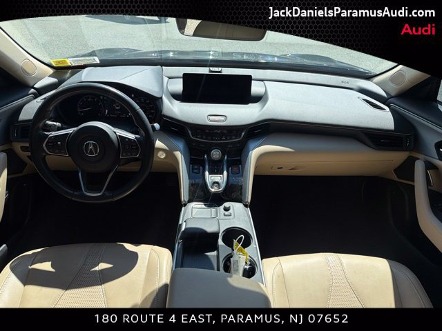 Used 2023 Acura TLX w/ Technology Package FWD image 7