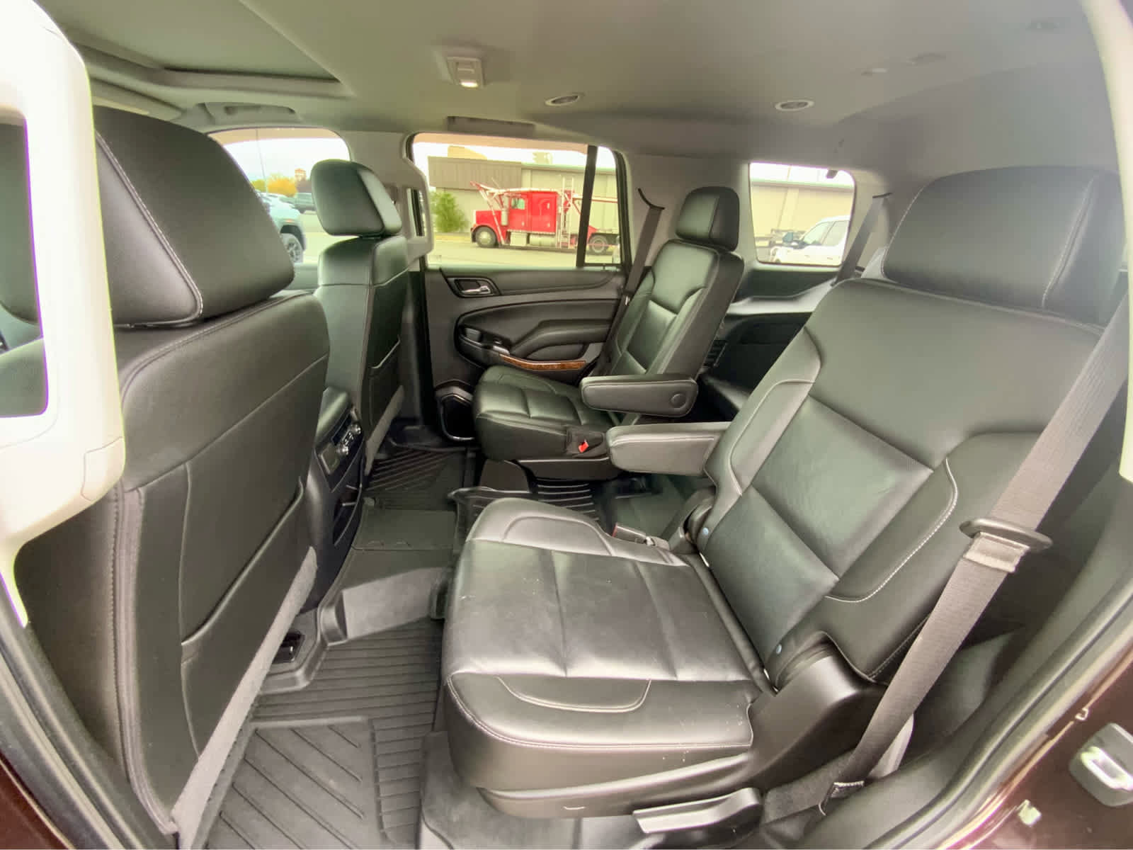 Used 2020 Chevrolet Tahoe Premier image 30