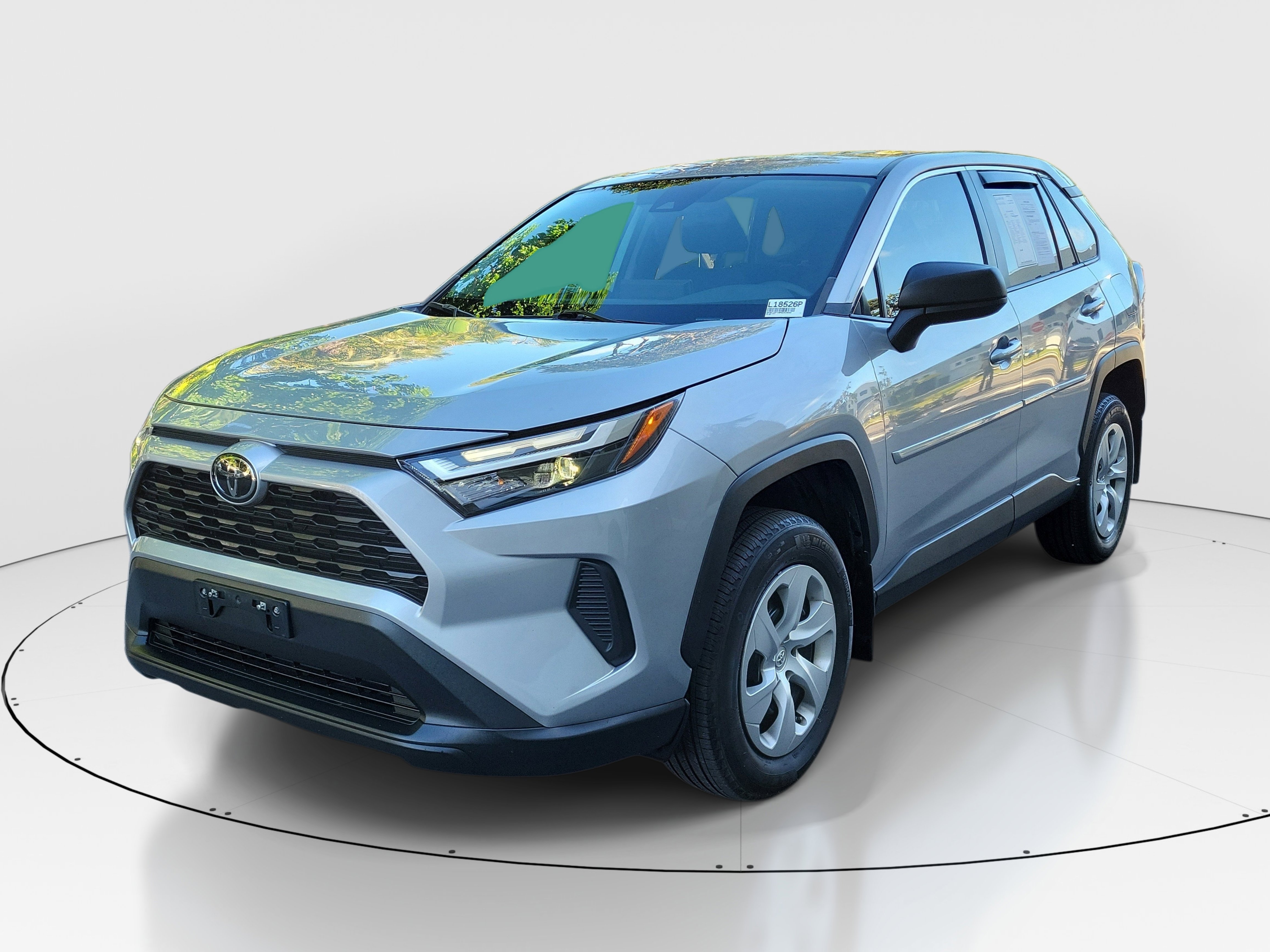 Used 2023 Toyota RAV4 LE image 3