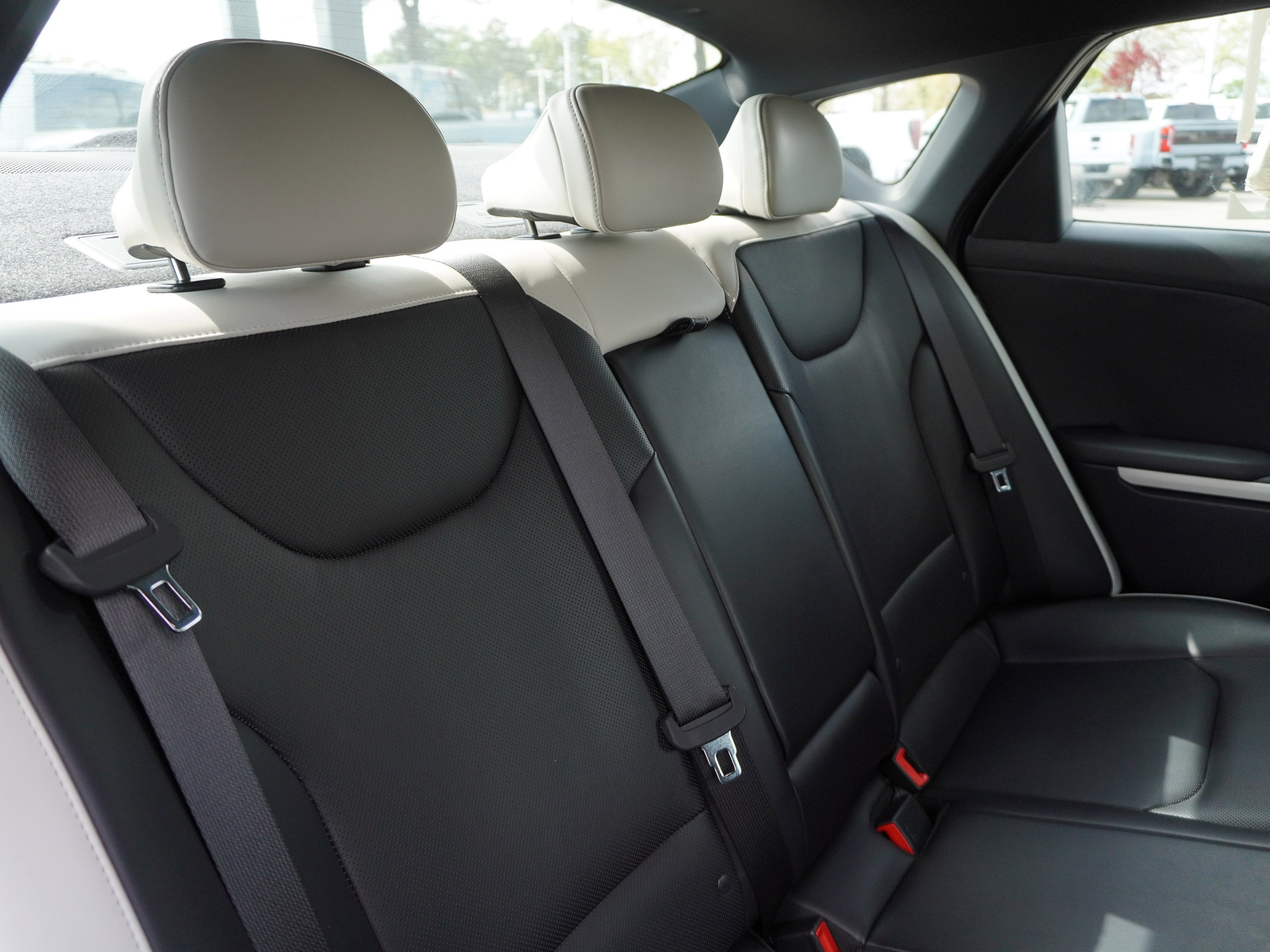 Used 2025 Kia K4 GT-Line w/ GT-Line Premium Package image 34