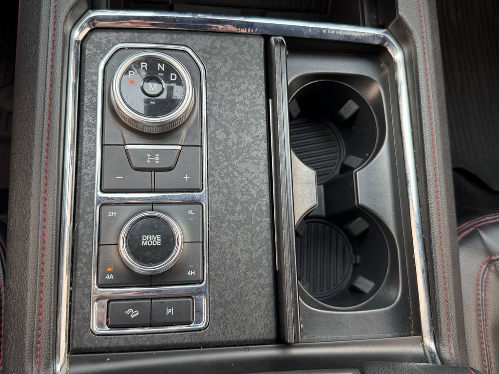 Used 2022 Ford Expedition Limited AWD/4WD image 25