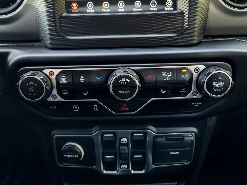 Used 2023 Jeep Wrangler Willys image 24