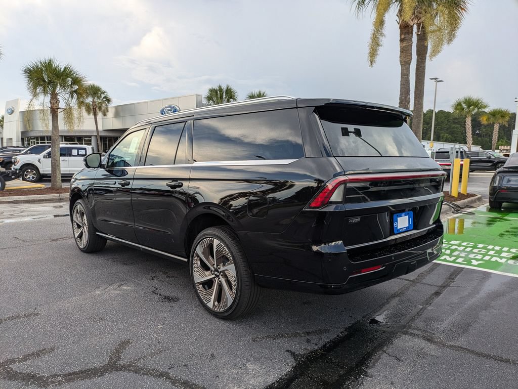 New 2027 Lincoln Navigator L Black Label AWD/4WD image 6