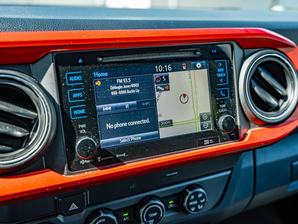 Used 2019 Toyota Tacoma TRD Off-Road AWD/4WD image 24