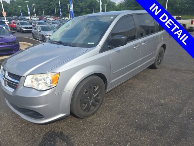 Used 2014 Dodge Grand Caravan SE w/ Quick Order Package 29E SE FWD image 3