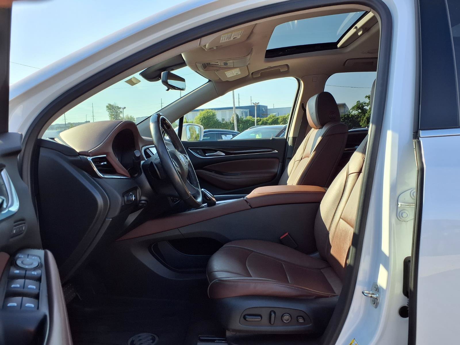 Used 2020 Buick Enclave Avenir w/ Avenir Technology Package AWD/4WD image 24
