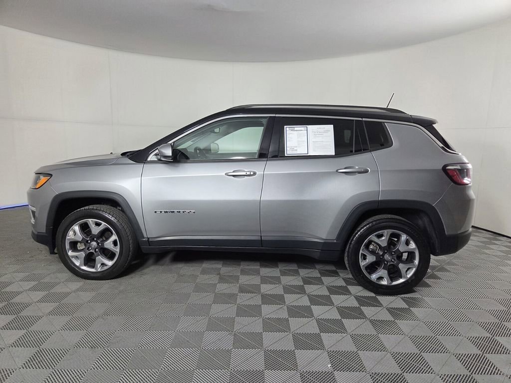 Used 2019 Jeep Compass Limited w/ Advanced Safety Group image 9