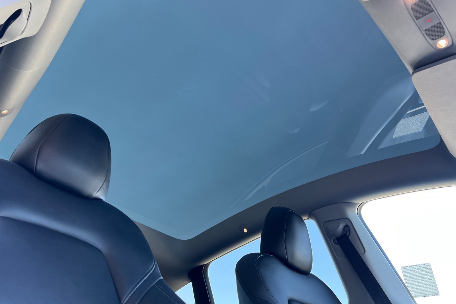 Used 2021 Tesla Model Y Long Range image 17