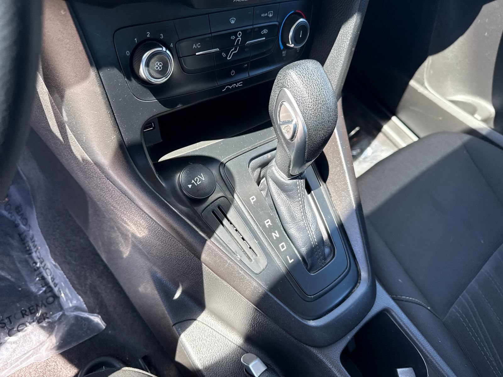 Used 2018 Ford Focus SE FWD image 24