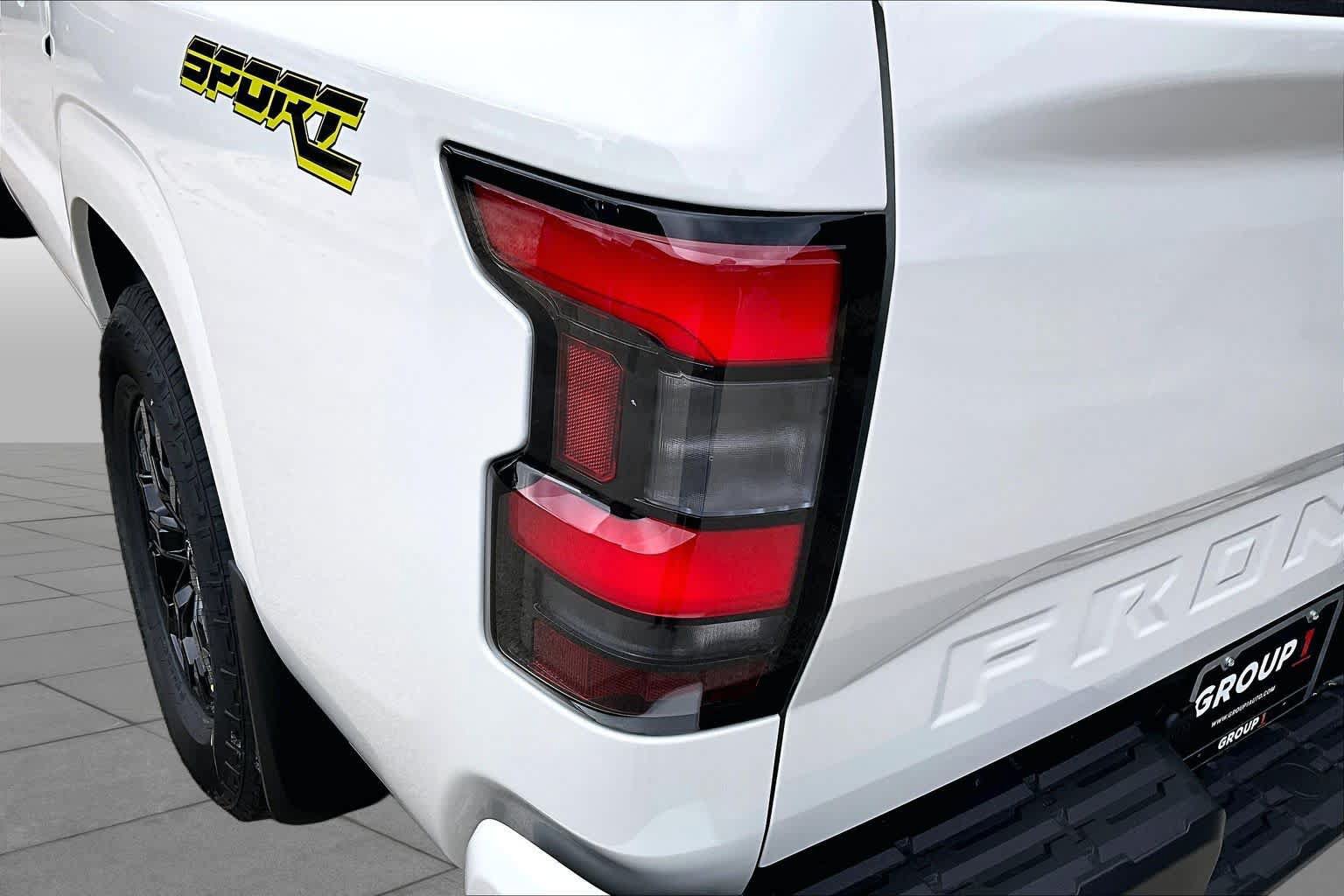New 2027 Nissan Frontier SV RWD image 12