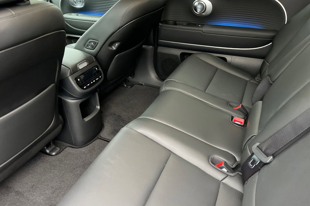 New 2026 Hyundai Ioniq 9 SEL w/ Tow & Go Package image 10