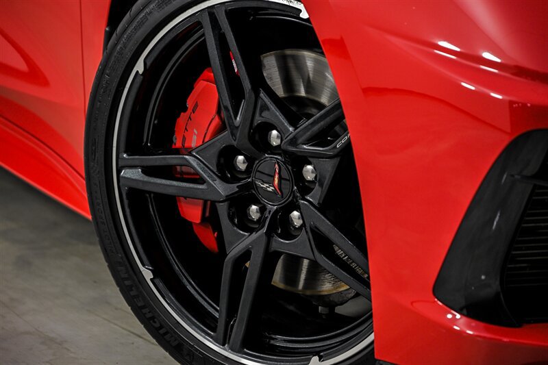Used 2023 Chevrolet Corvette Stingray Convertible w/ Z51 Performance Package RWD image 3