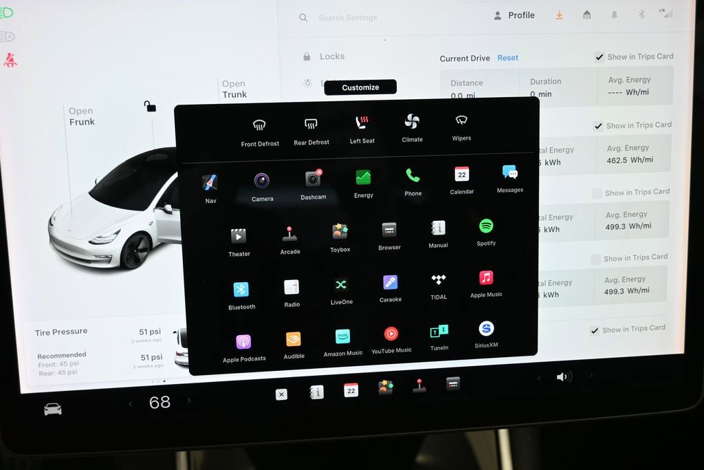 Used 2020 Tesla Model 3 Standard Range RWD image 31