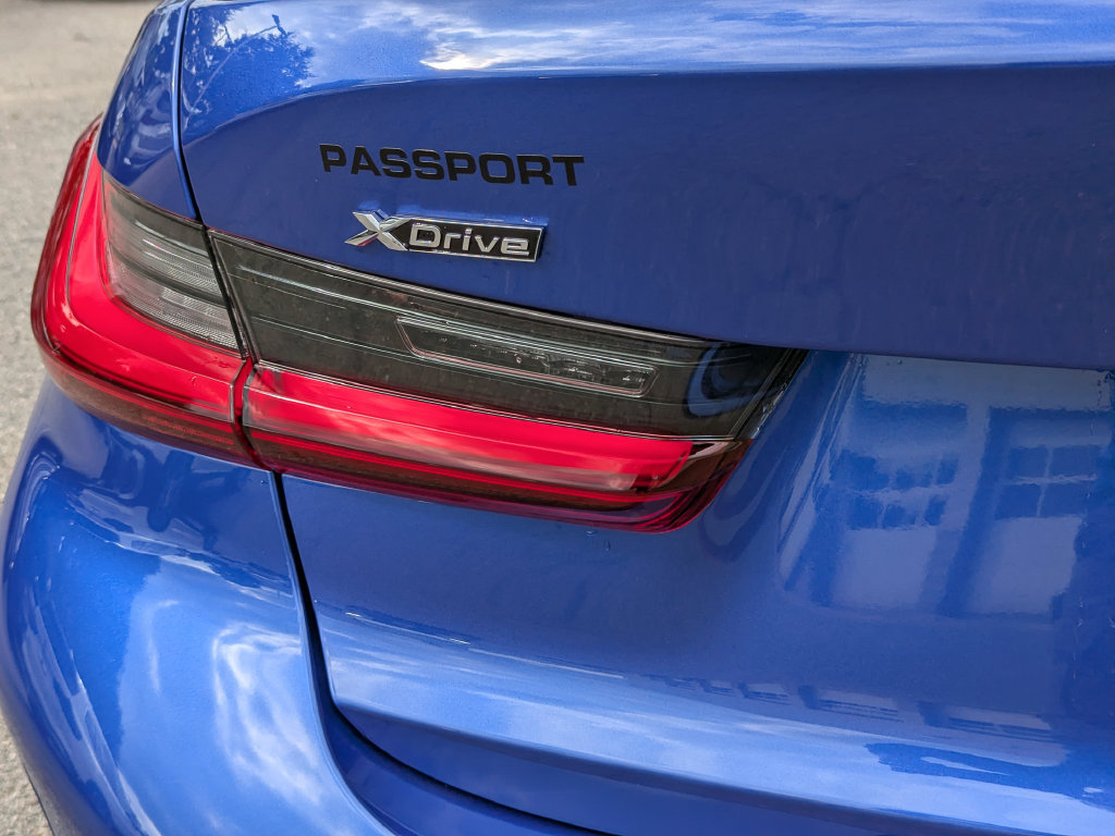 New 2026 BMW 330i xDrive Sedan w/ M Sport Package AWD/4WD image 6
