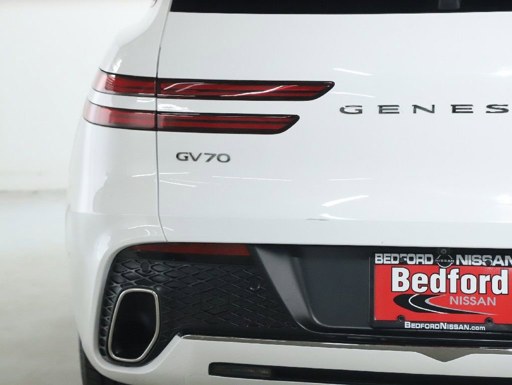 Used 2022 Genesis GV70 2.5T w/ Advanced Package image 44