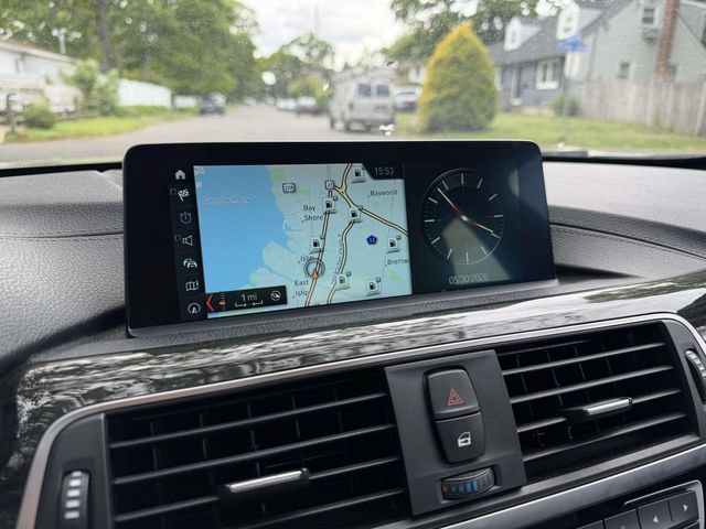 Used 2018 BMW 330i xDrive Sedan AWD/4WD image 24