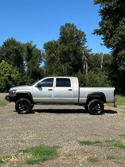 Used 2006 Dodge Ram 2500 Truck SLT AWD/4WD image 6
