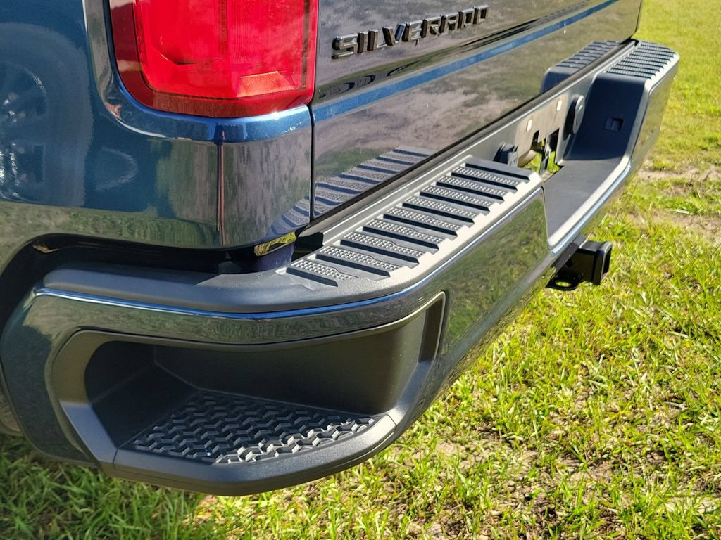 Used 2022 Chevrolet Silverado 1500 Custom w/ LPO, Dark Essentials Package RWD image 22
