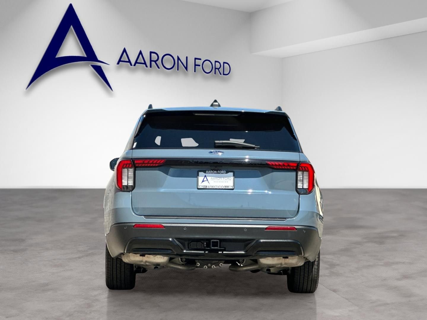 Used 2025 Ford Explorer ST-Line w/ Premium Package RWD image 5