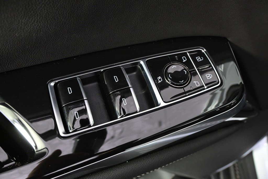 New 2026 Cadillac Escalade Luxury image 24