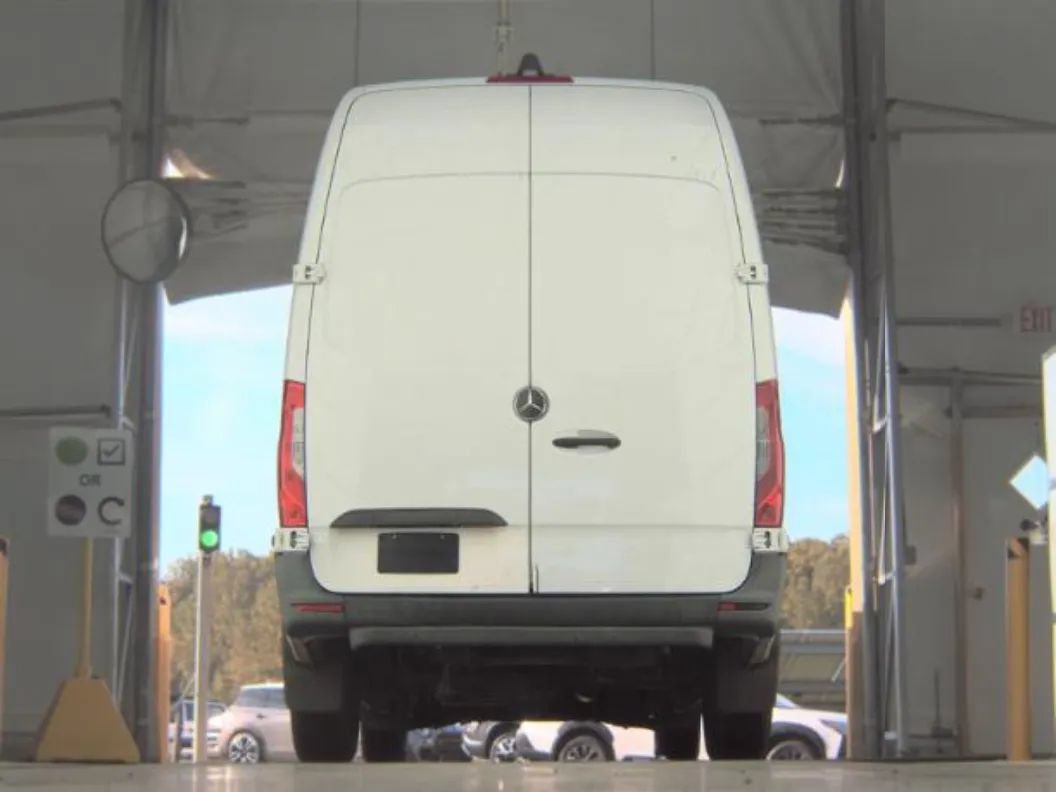 Used 2021 Mercedes-Benz Sprinter 2500 w/ Driver Convenience Package image 3