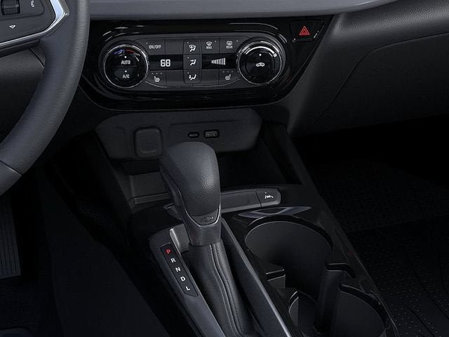 New 2026 Chevrolet Trax LT w/ LT Convenience Package FWD image 24