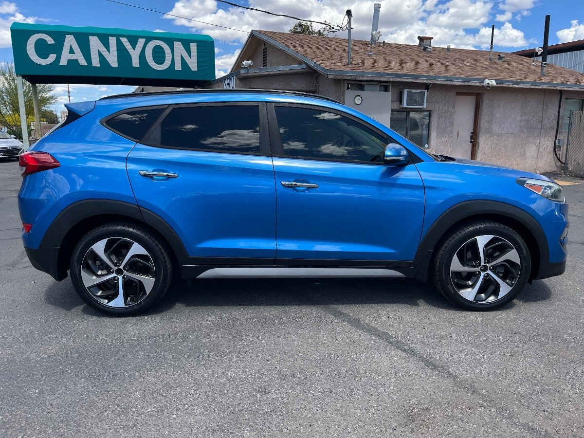 Used 2018 Hyundai Tucson Limited w/ Ultimate Package 02 FWD image 3
