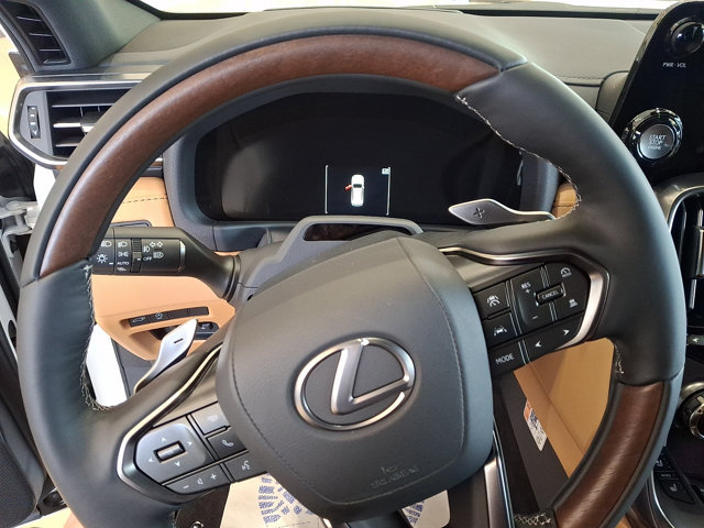 New 2026 Lexus LX 600 4WD w/ Luxury Package image 12