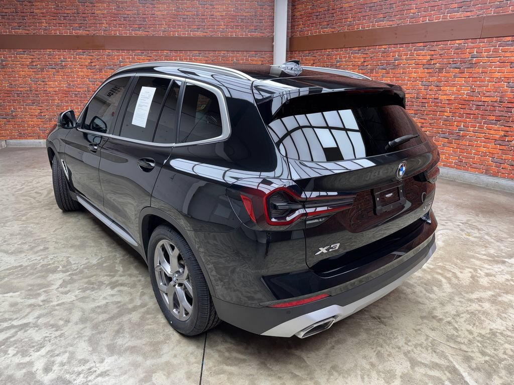 Used 2023 BMW X3 xDrive30i w/ Convenience Package w/ZPA AWD/4WD image 2