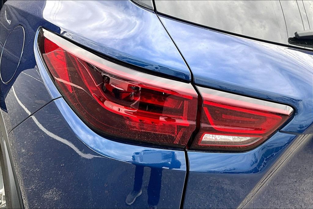 Used 2023 Chevrolet Blazer LT image 40