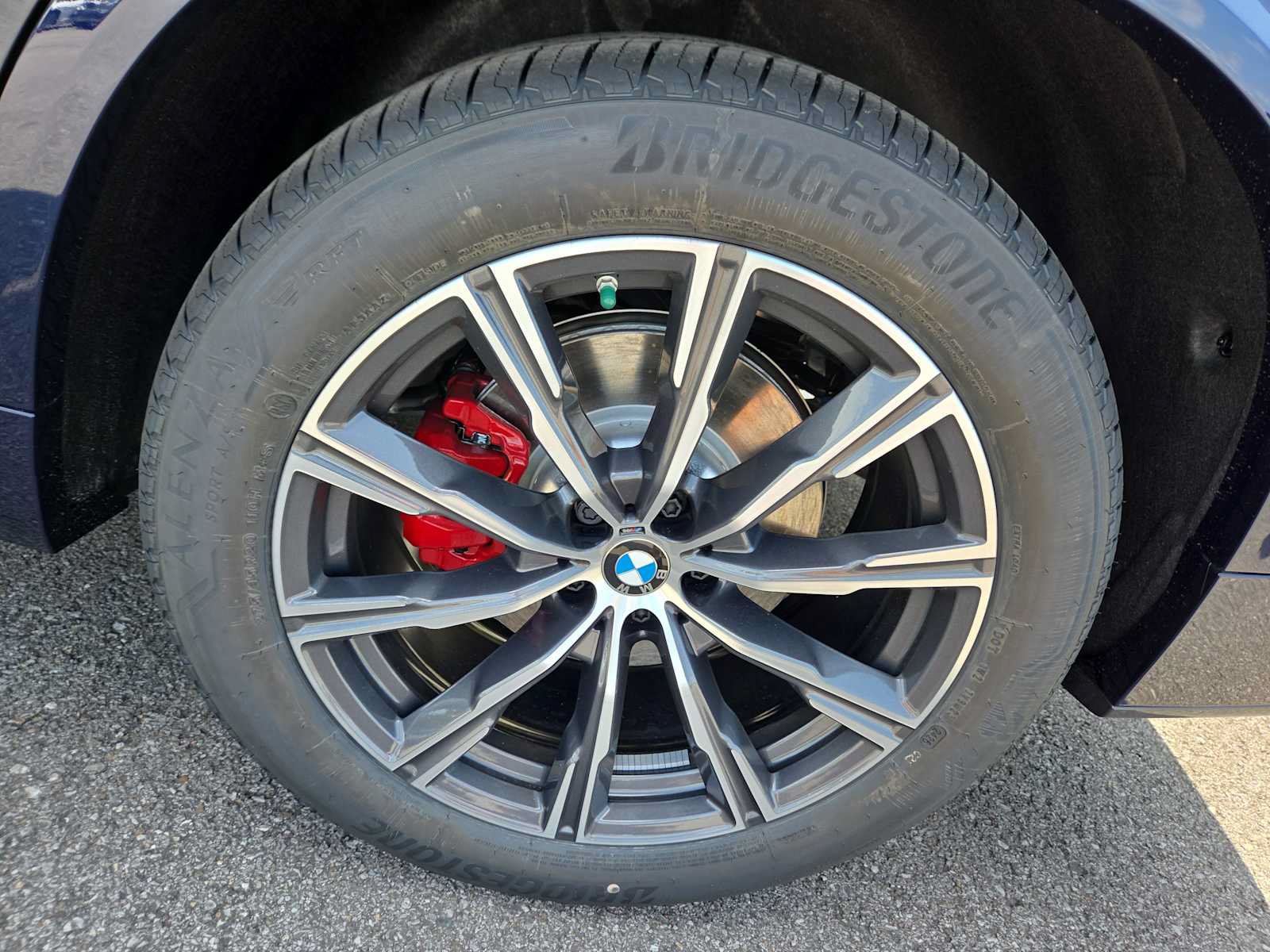 New 2026 BMW X5 xDrive40i w/ Executive Package AWD/4WD image 7