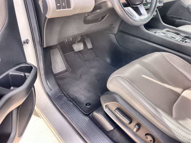 Used 2024 Honda Pilot EX-L image 3