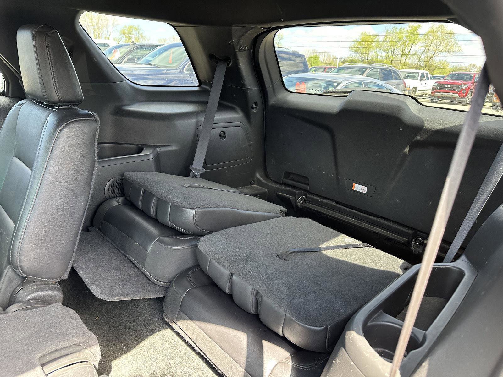 Used 2014 Ford Explorer XLT w/ Equipment Group 202A AWD/4WD image 14