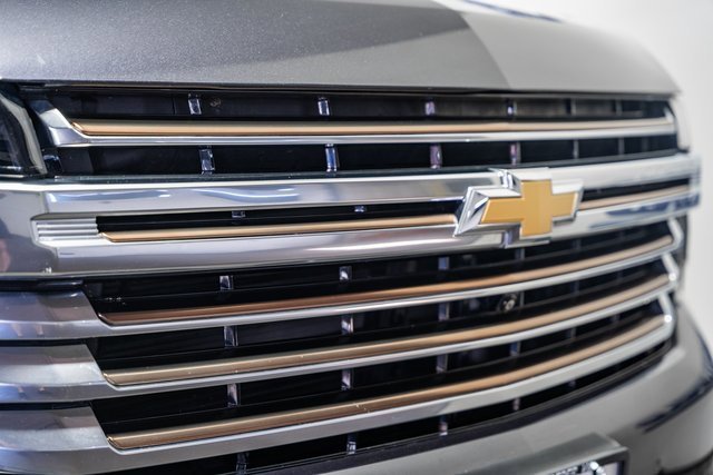 Used 2022 Chevrolet Tahoe High Country image 14