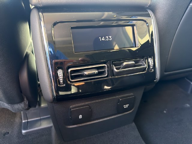 New 2027 Lincoln Aviator Reserve AWD/4WD image 17